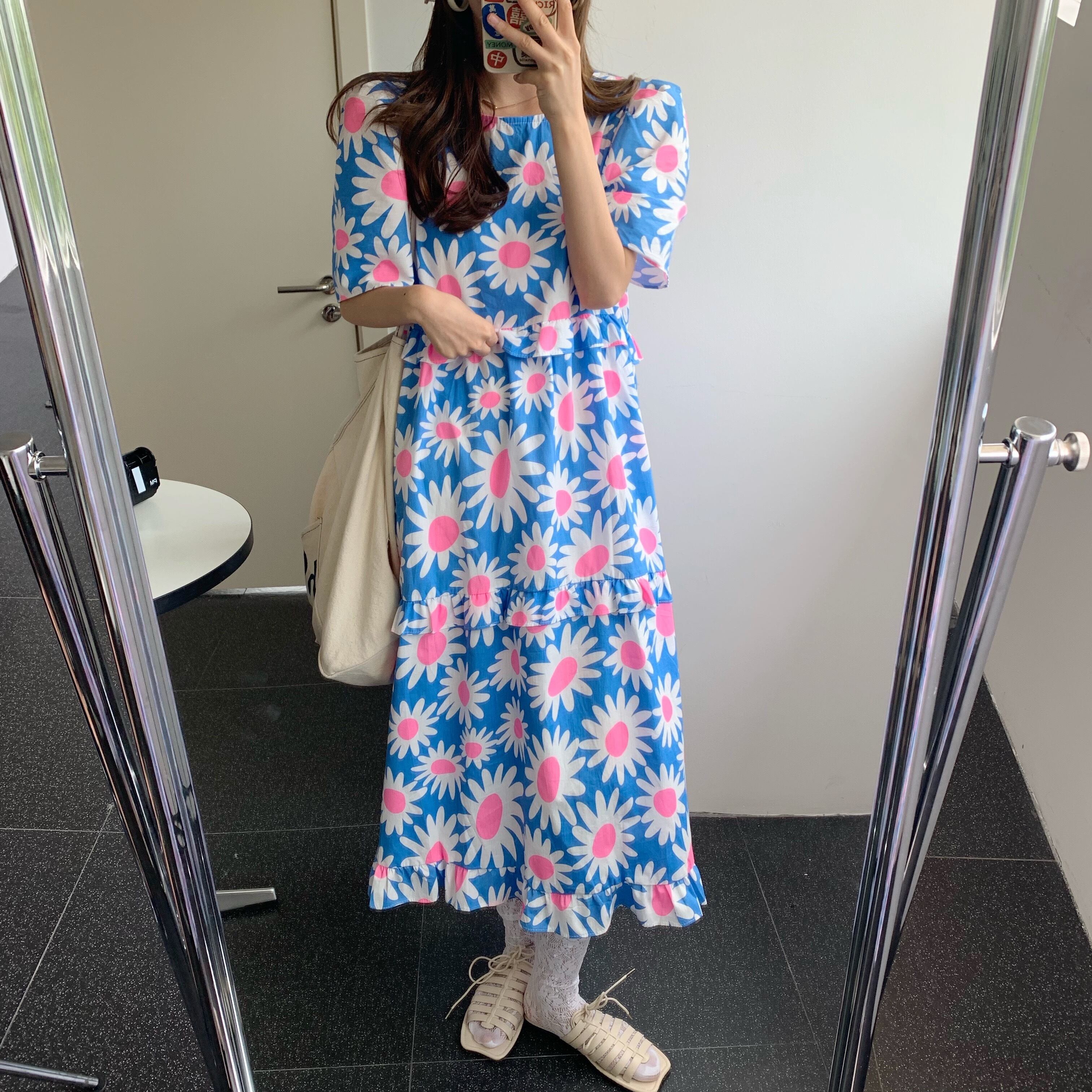 Flowerデザイン ドレス サマールーズラウンドネックスリーブAラインスカート 夏物 Oネック フラワーデザイン ビッグFスモールZ韓国84037953798