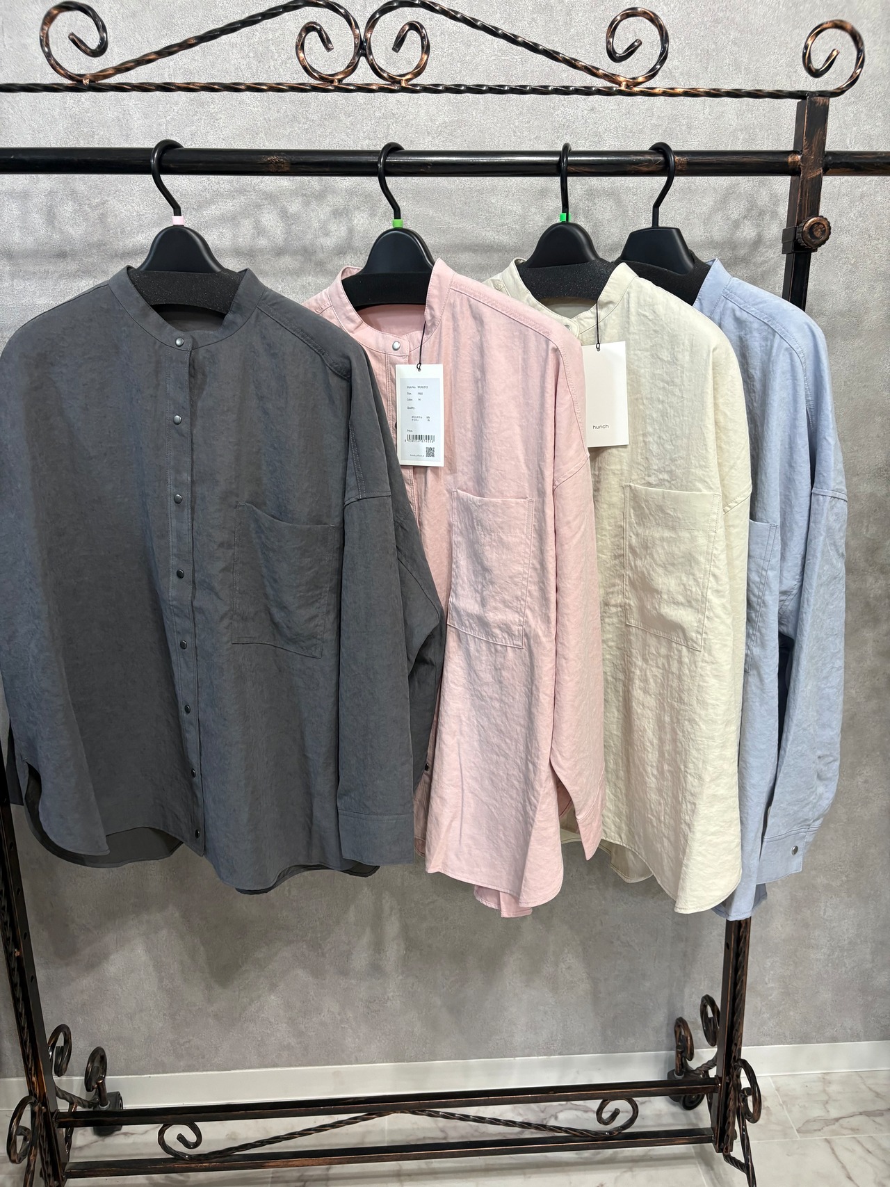 【hunch】ピーチスキンシャツ　バンドカラーシャツ　WLN5372