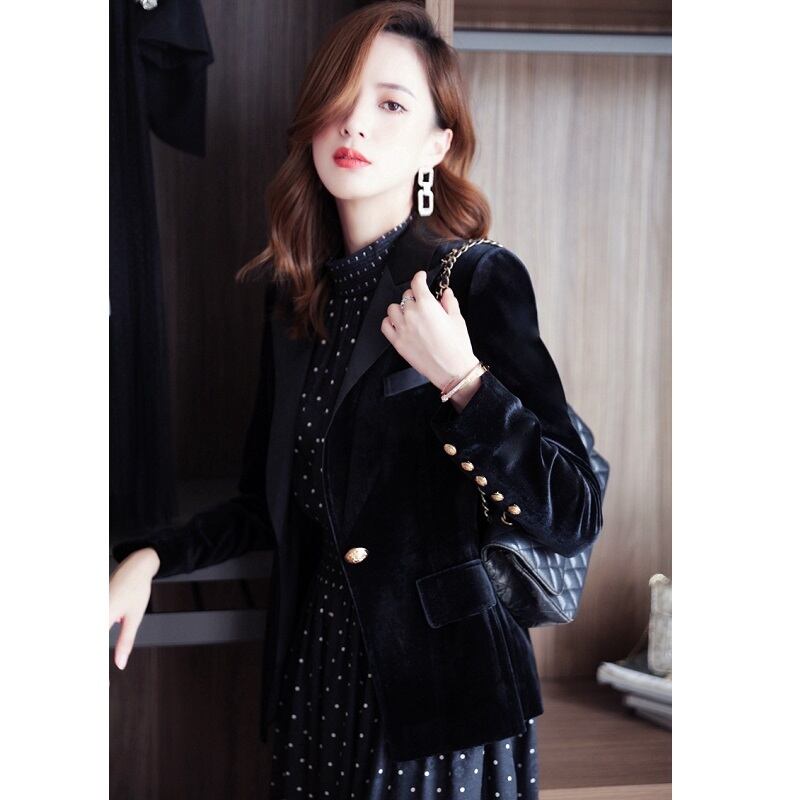 ティエリーミュグレ　黒いベルベットジャケット 9AR ティエリーミュグレ 黒いベルベットジャケット 9AR ティエリーミュグレ