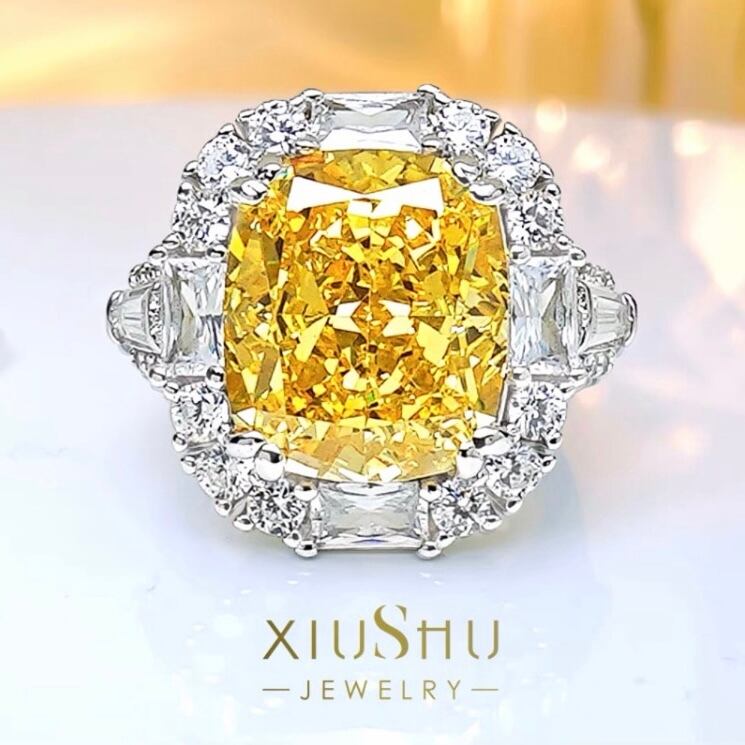 12カラット イエロー 高炭素ダイヤモンド キラキラ ゴージャス