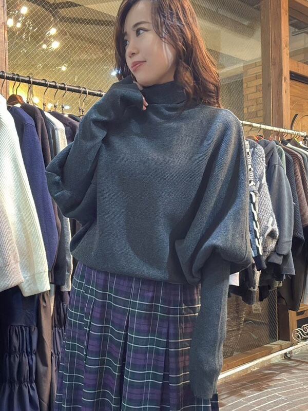 セブンデイズ　1251151　ロングスリーブポンチョKT 冬