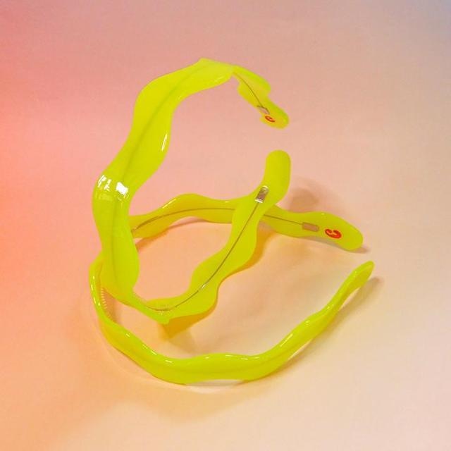 Chunks "Wavy Headband" Neon Yellowチャンクス ヘアバンド カチューシャ