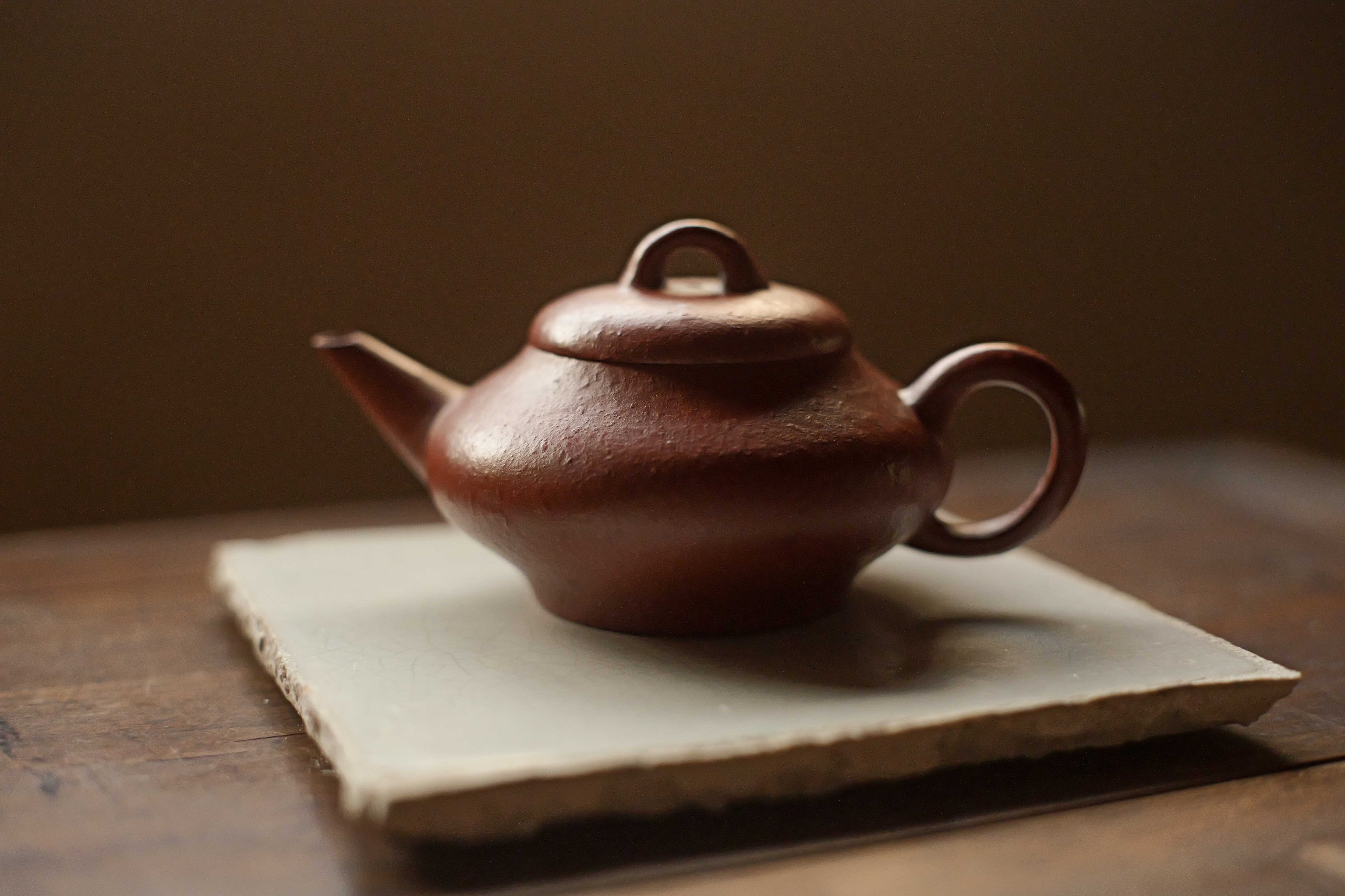 予約商品＞宜興紫砂壺 「芭楽水平」・黃竜山老朱泥（12月下旬発送予定