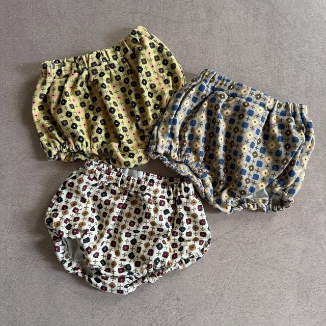 即納andpal &pal アンドパル　geometric pattern bib / 3col