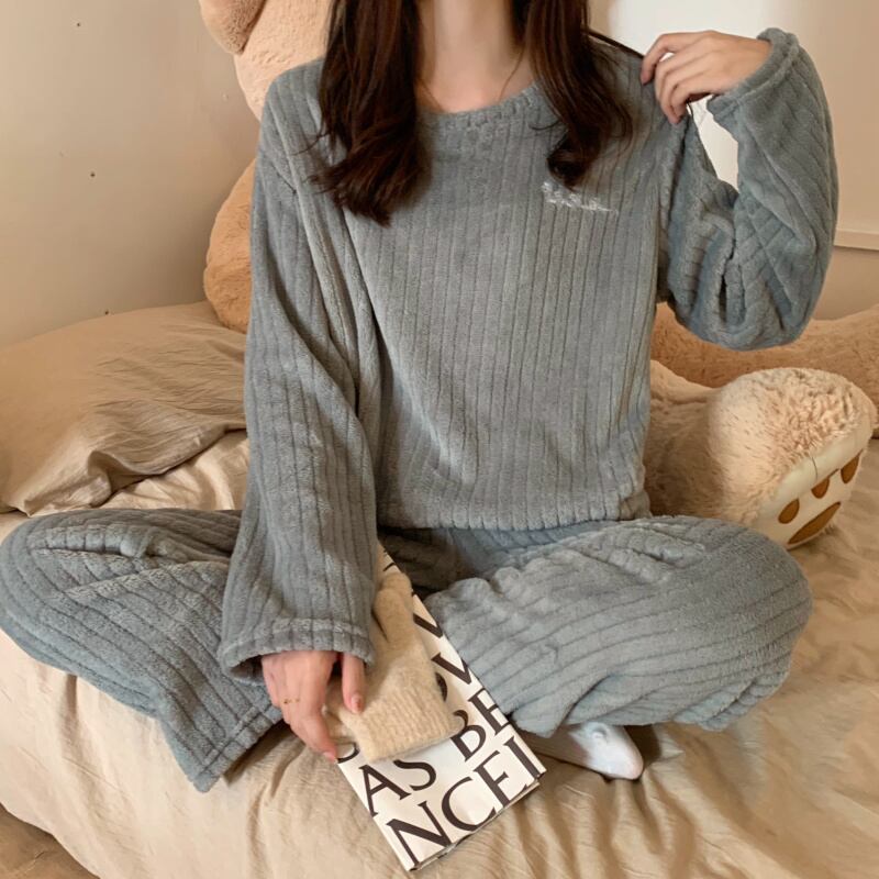 オータムウィンターレディースルーズコーラルカジュアル 秋物 冬物 1号婦人84969500000