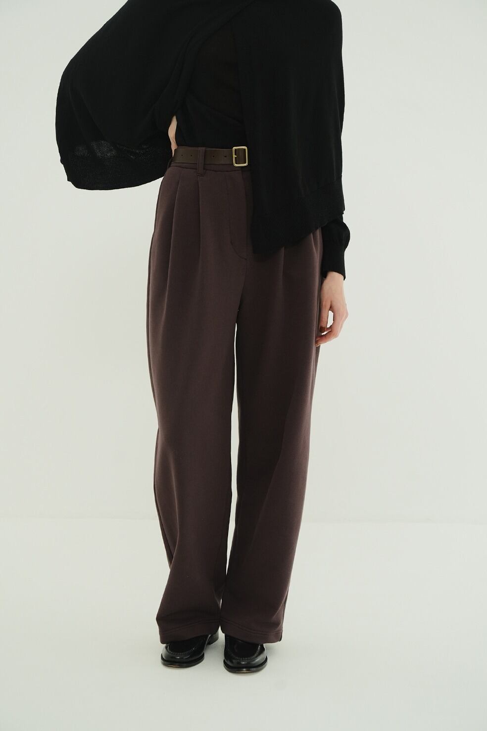 CLANE(クラネ) TWO TUCK SWEAT PANTS BROWN | サウスオレンジ｜メンズ