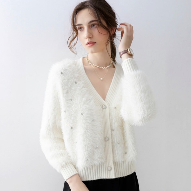 ハートボタン付きVネックカーディガン Me0768