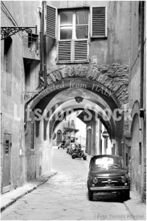 1969年撮影　イタリア　FIAT 500 クラシックカー　日常風景【440196901】