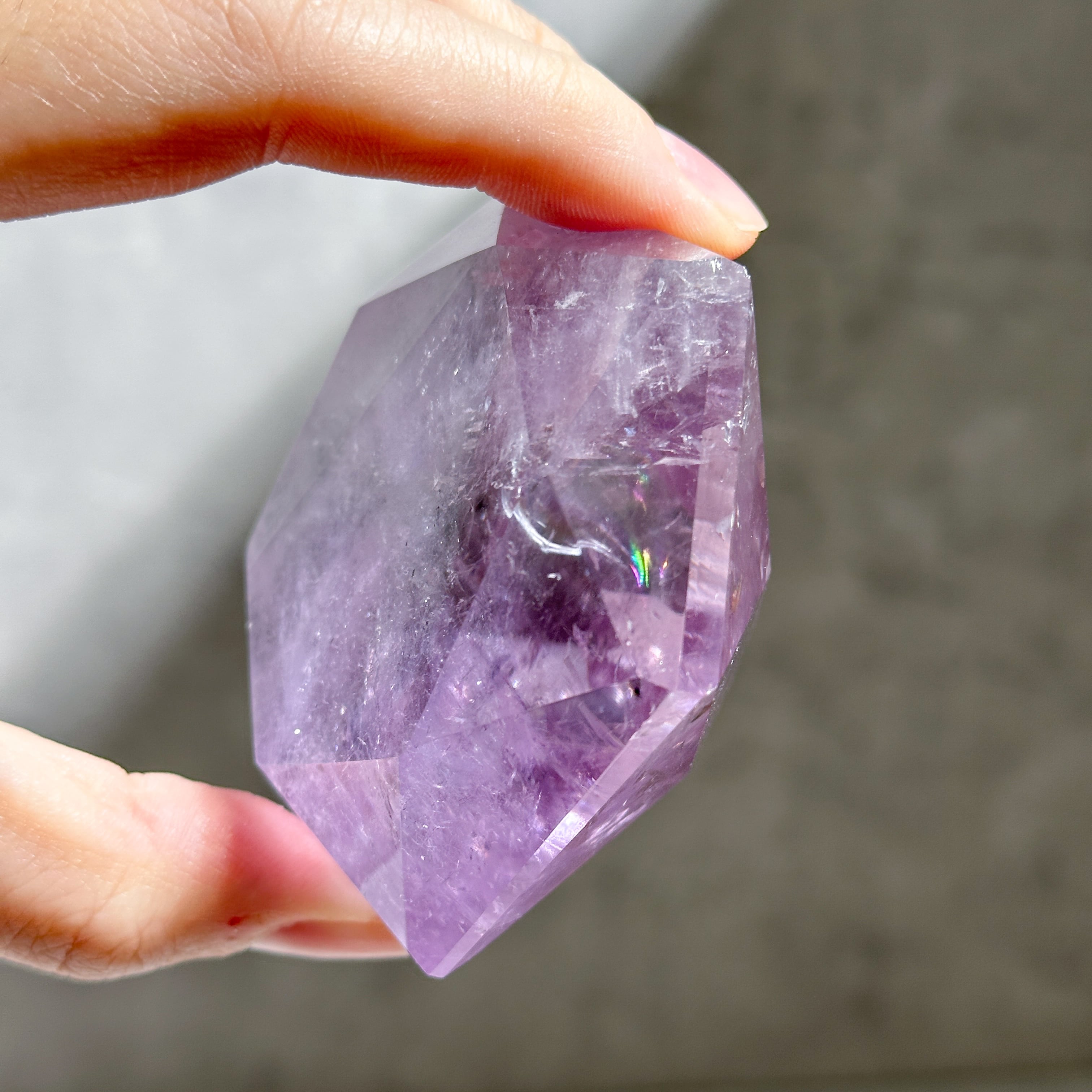 虹◎ファントムアメジスト ダイヤモンドカット32◇Amethyst Diamond