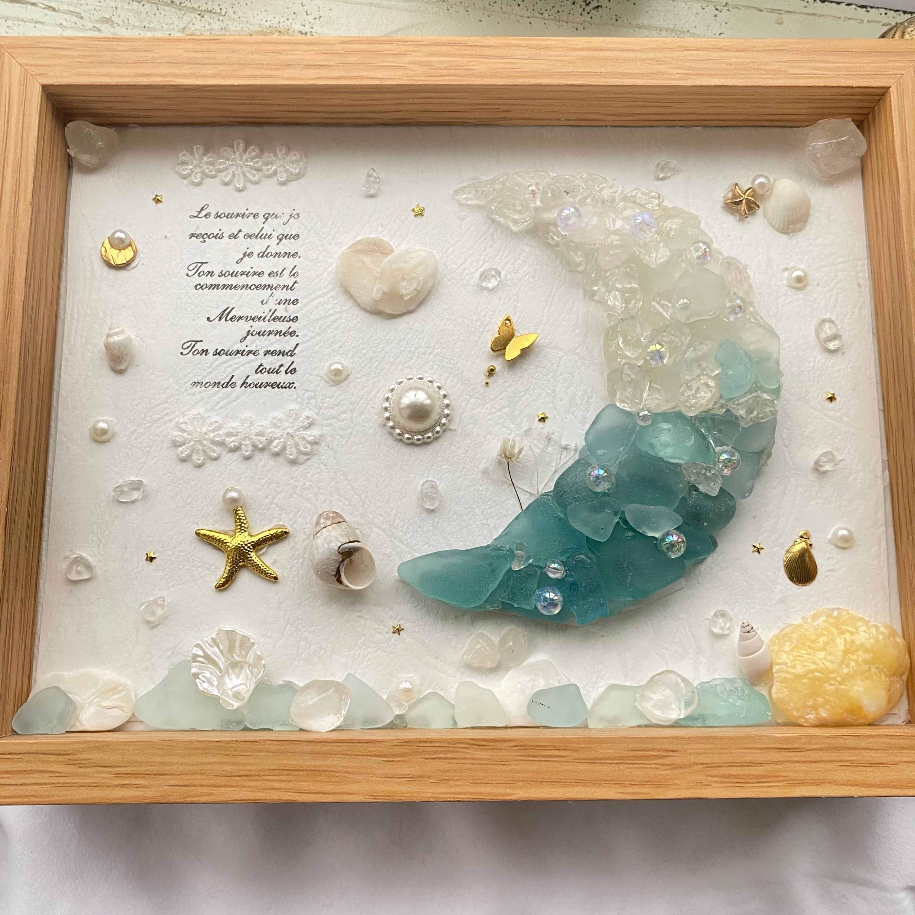 【両面作品/大きめサイズ】"水晶たっぷり浄化パワー溢れる三日月。"