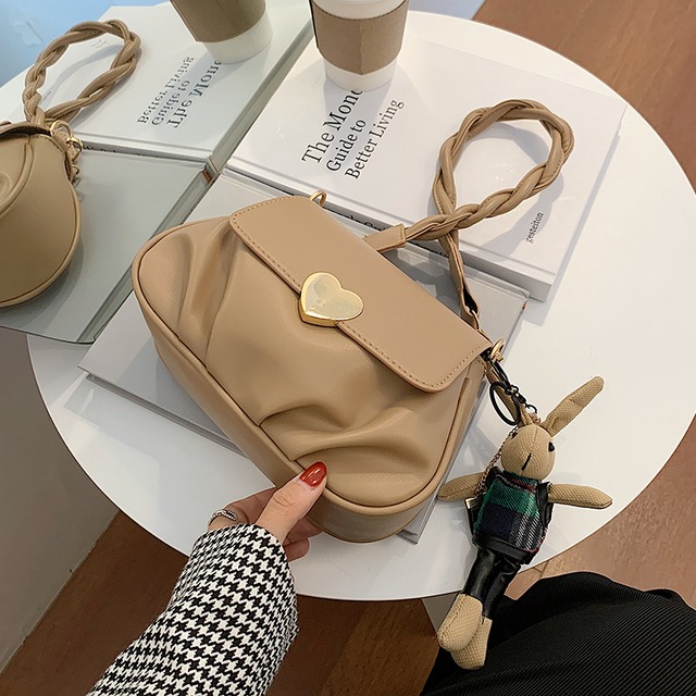 小さなバッグレディースバッグバージョン2020新しいトレンディなネット赤いファッションワンショルダーメッセンジャーバッグ夏西洋風野生脇の下バッグ Tiancai_Wing_Bag5788802