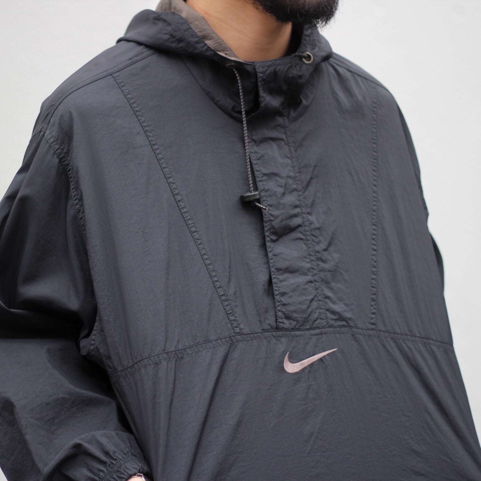 【美品】NIKE ブラック アノラックパーカー ウィメンズ NIKE（ナイキ）の「【NIKE/ナイキ】ウィメンズCE UL アノラック