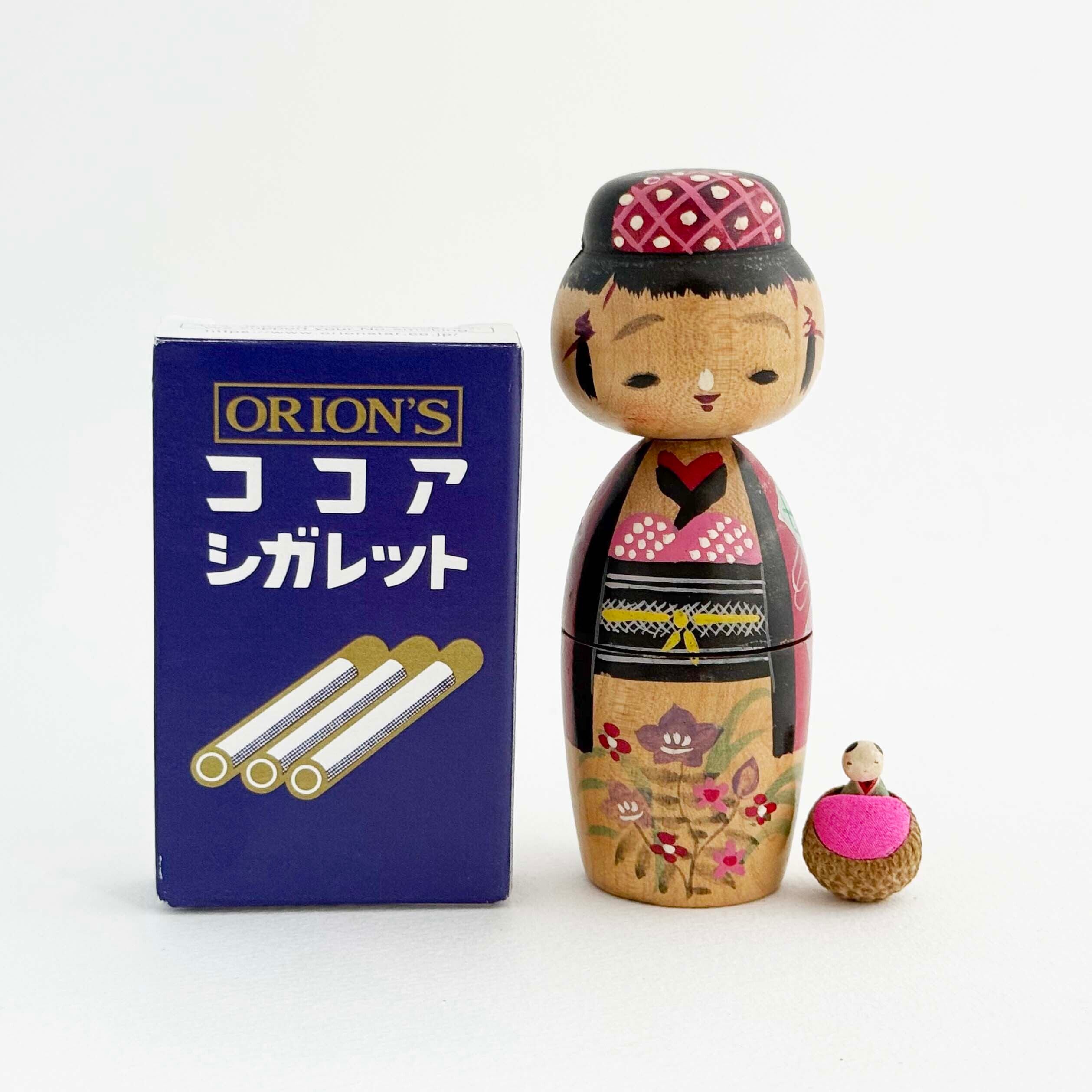 こけし in 針山（昭和30年代ピンクッション）