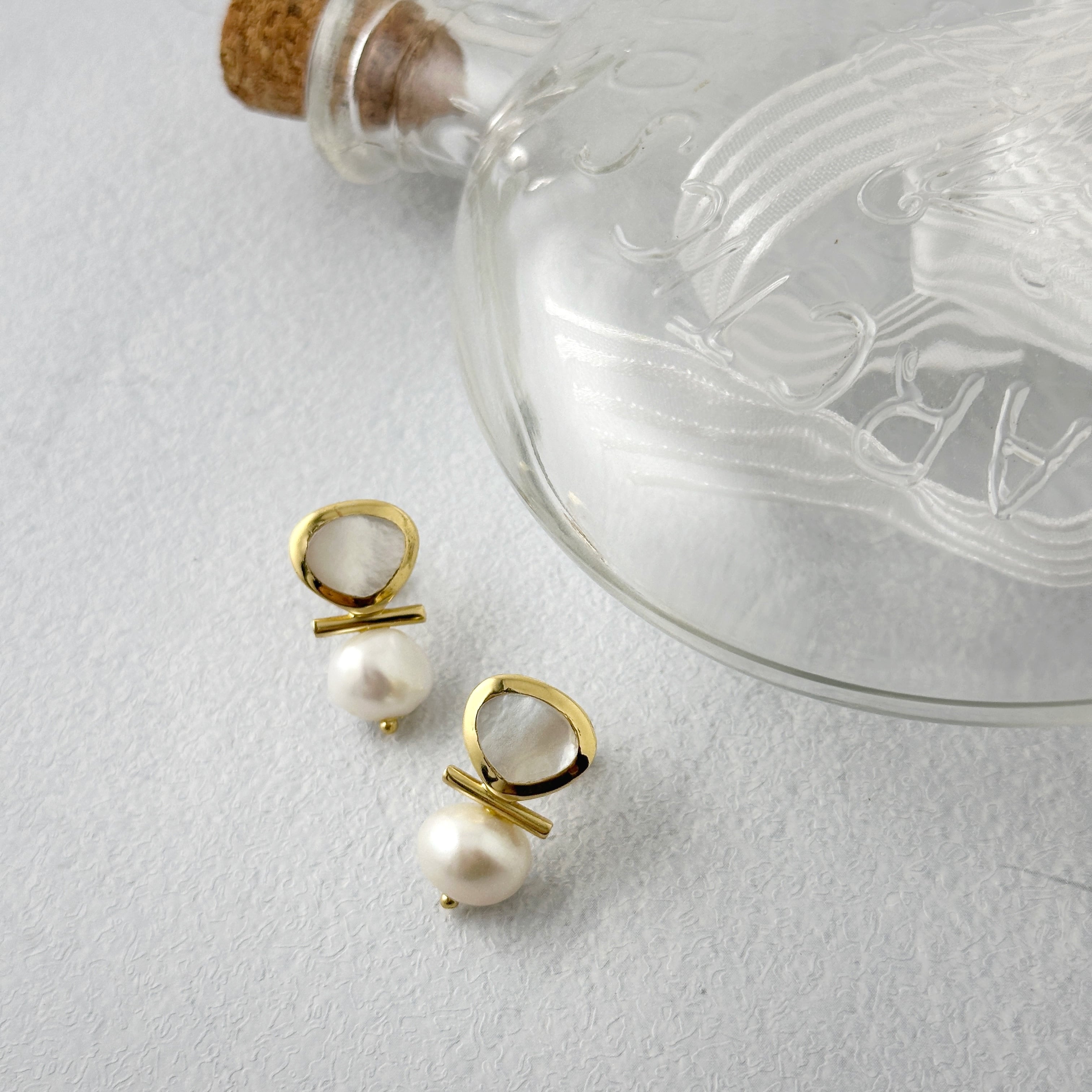 ピアス マザーオブパール ホワイトゴールド シルバー 白蝶貝 15mm Gold