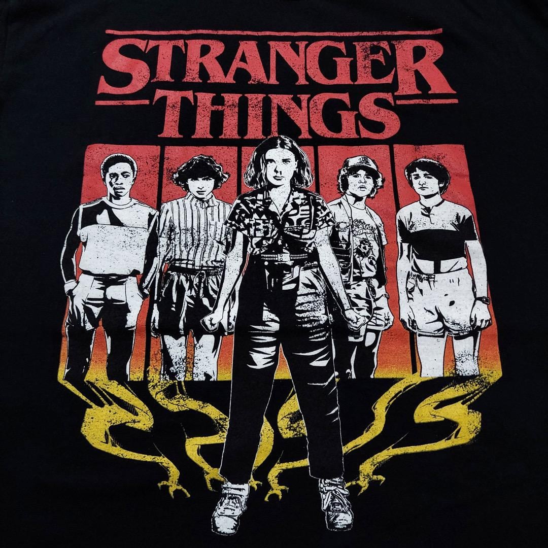 ストレンジャーシングス ネットフリックス プリントTシャツ L 黒 ストレンジャーシングス ネットフリックス プリントTシャツ L 黒