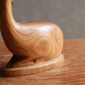 座って休憩中の、トムソンガゼル 2