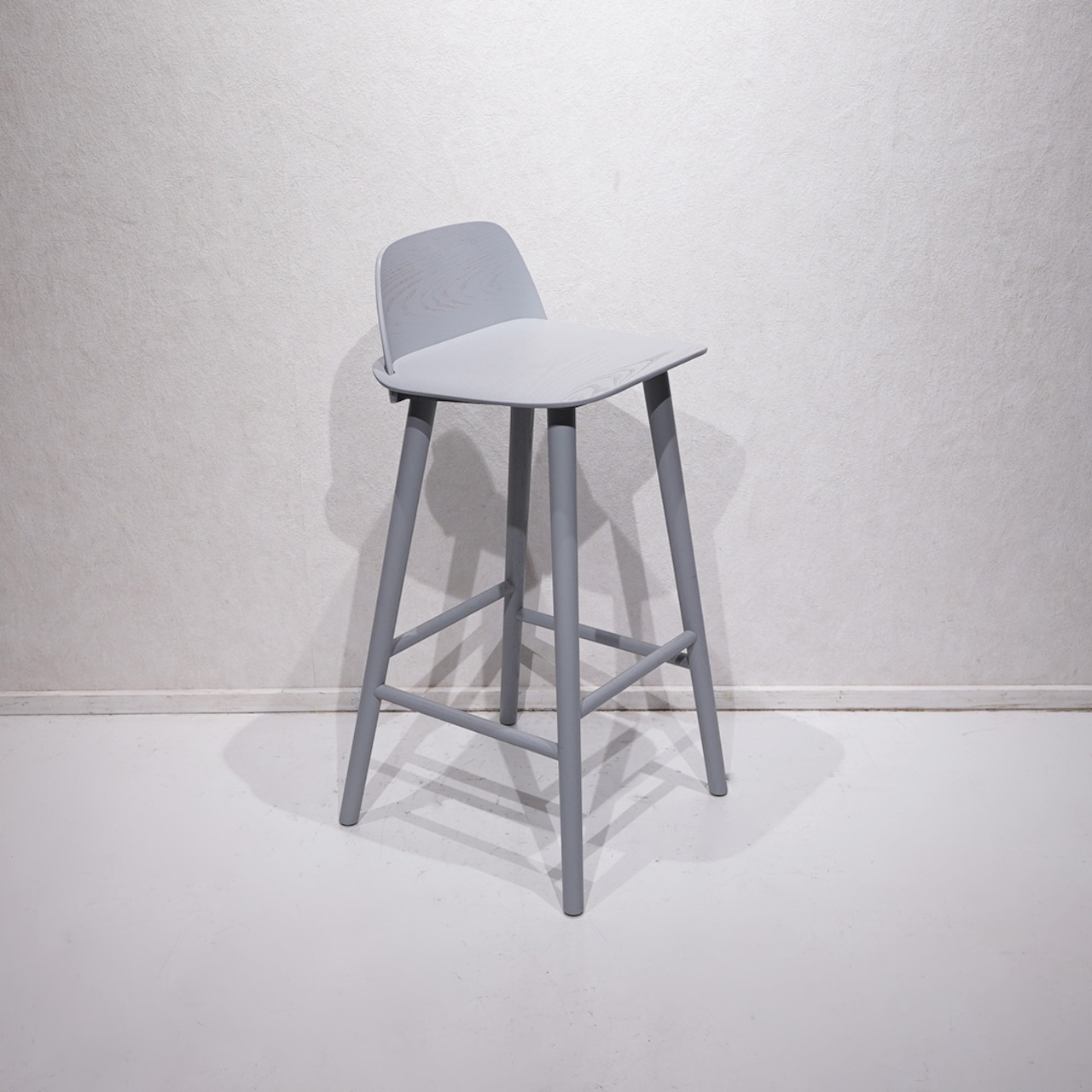 Muuto Nerd Bar Stool / 北欧 デンマーク David Geckeler デザイナーズ チェア モダン ナード バースツール ムート ハイチェア / 関連:HAY
