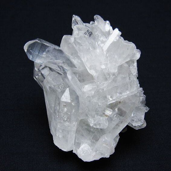 水晶 クラスター 原石 アーカンソー産 一点物 172-3726