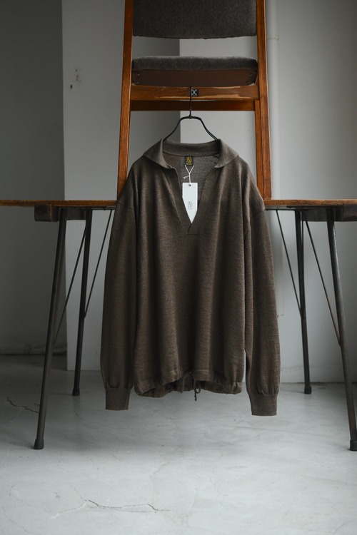 BATONER / RAMIE WOOL SKIPPER (Walnut)
