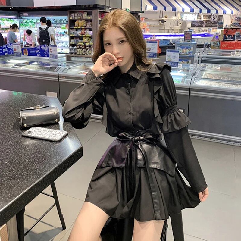 フリル で ガーリーゴシック気分 ベルト付き 2ピースセット ミニ ワンピース ミニ丈 ウエストリボン 襟付き 女っぽ フェミニン ガーリー モテコーデ デート 韓国 Lamitte Deco トレンド 韓国ファッション ショップ Base店 フリル で ガーリーゴシック気分 ベルト付き 2ピースセット ミニ ワンピース ミニ丈 ウエストリボン 襟付き 女っぽ フェミニン ガーリー モテコーデ デート 韓国 Lamitte Deco トレンド 韓国ファッション ショップ Base店