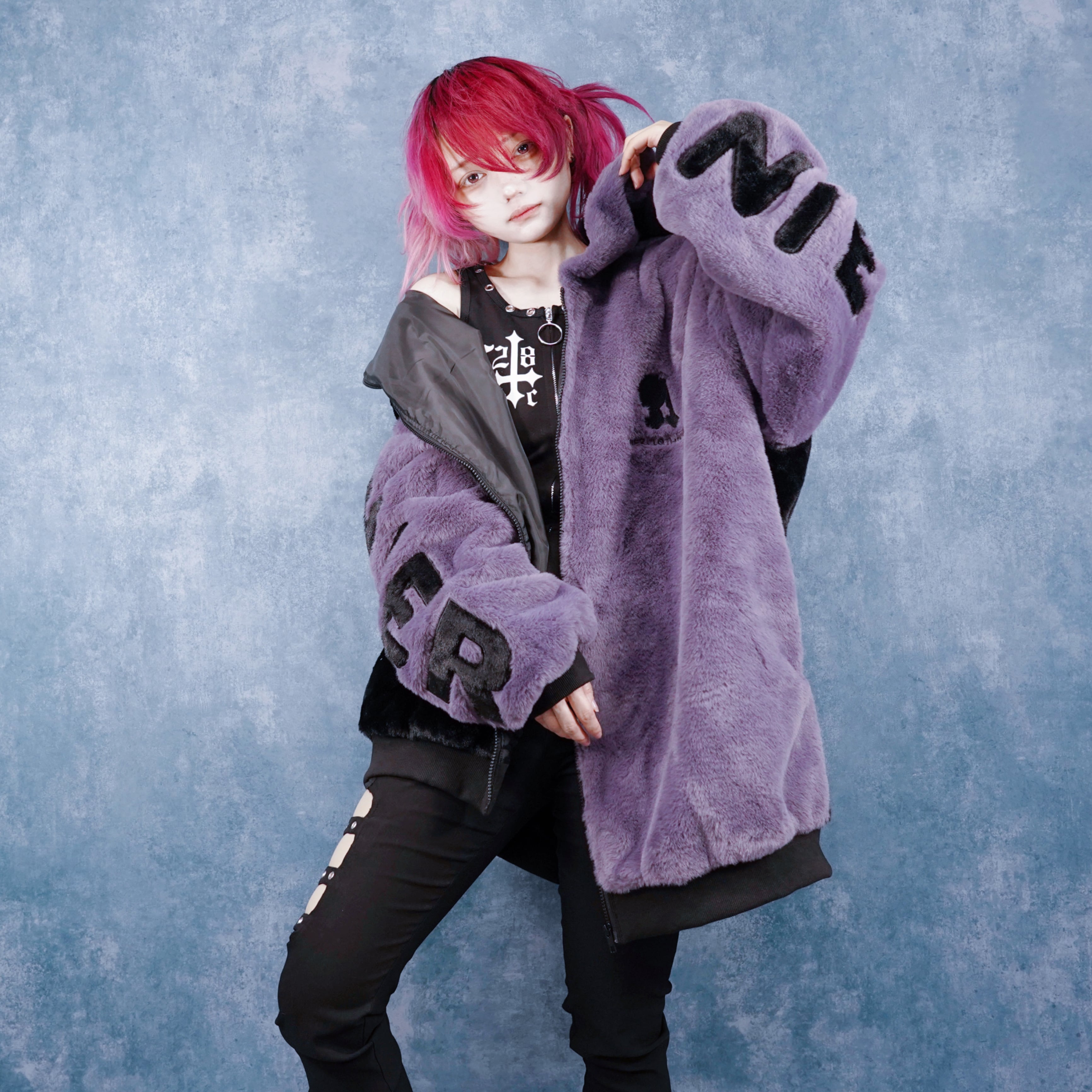 超ふわもこ】TWO-TONE ZIP OUTER -BLACK×PURPLE- | NIER CLOTHING 超ふわもこ】TWO-TONE ZIP OUTER -BLACK×PURPLE- | NIER CLOTHING
