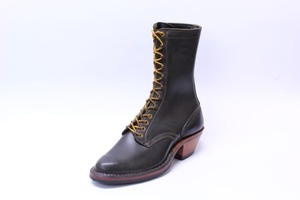 7 White's / Black Oild / Packer / Size 10 D