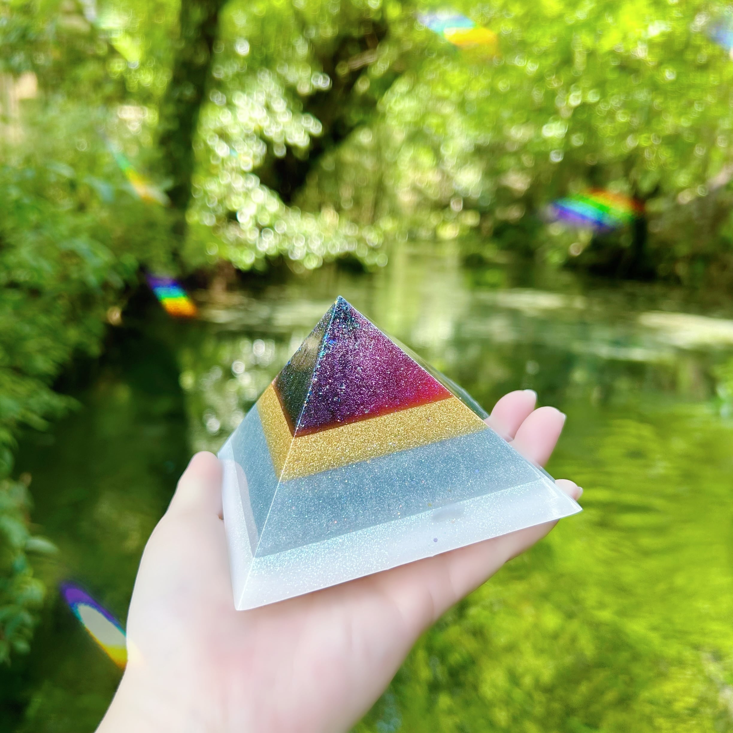 龍神 オルゴナイト ピラミッド 神社 ヒーリング効果 リラックス 癒やし