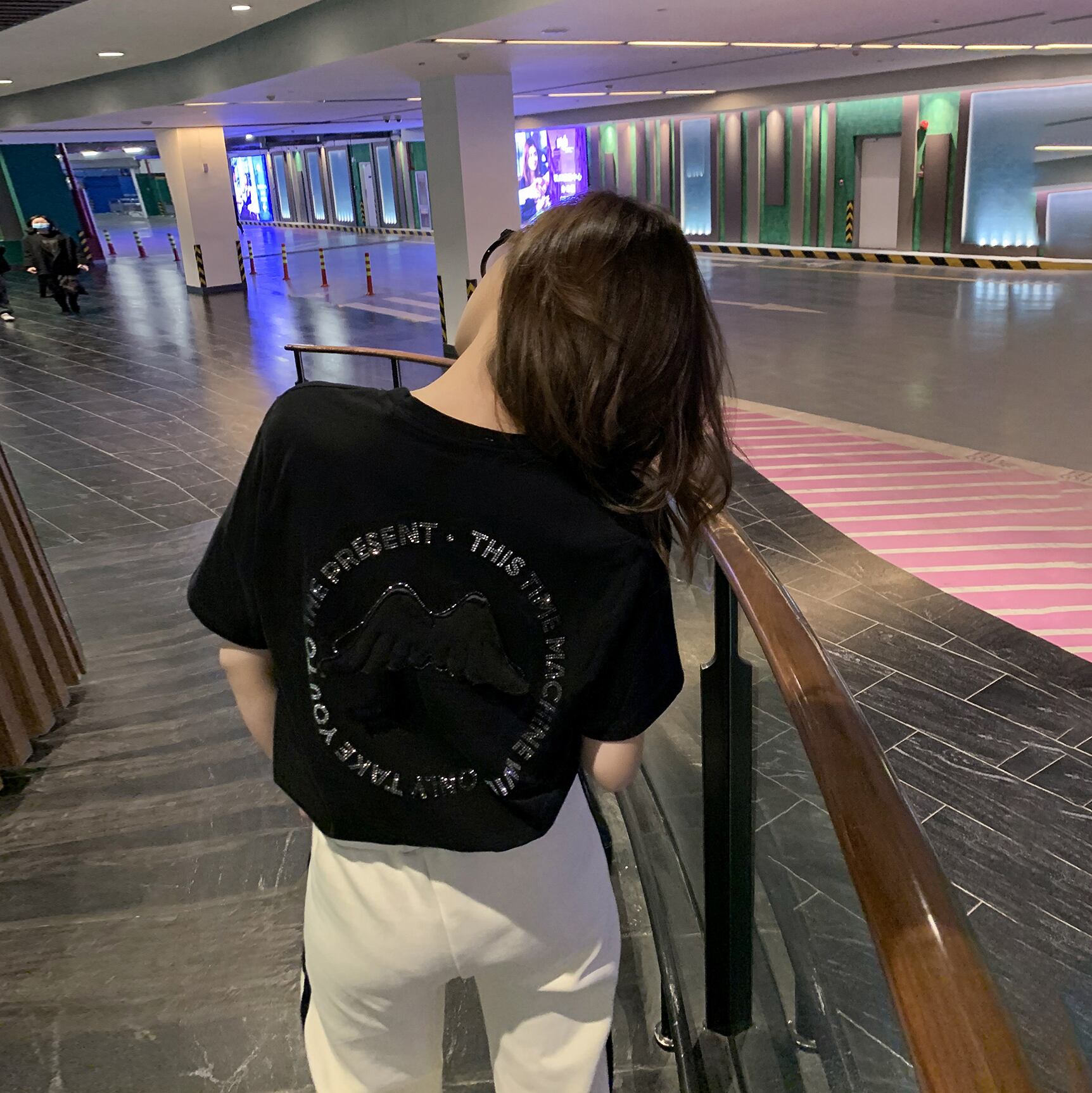 ルーズレッドTシャツ スプリングブラックトップス 春物 6Du_Shop_Women64132171945