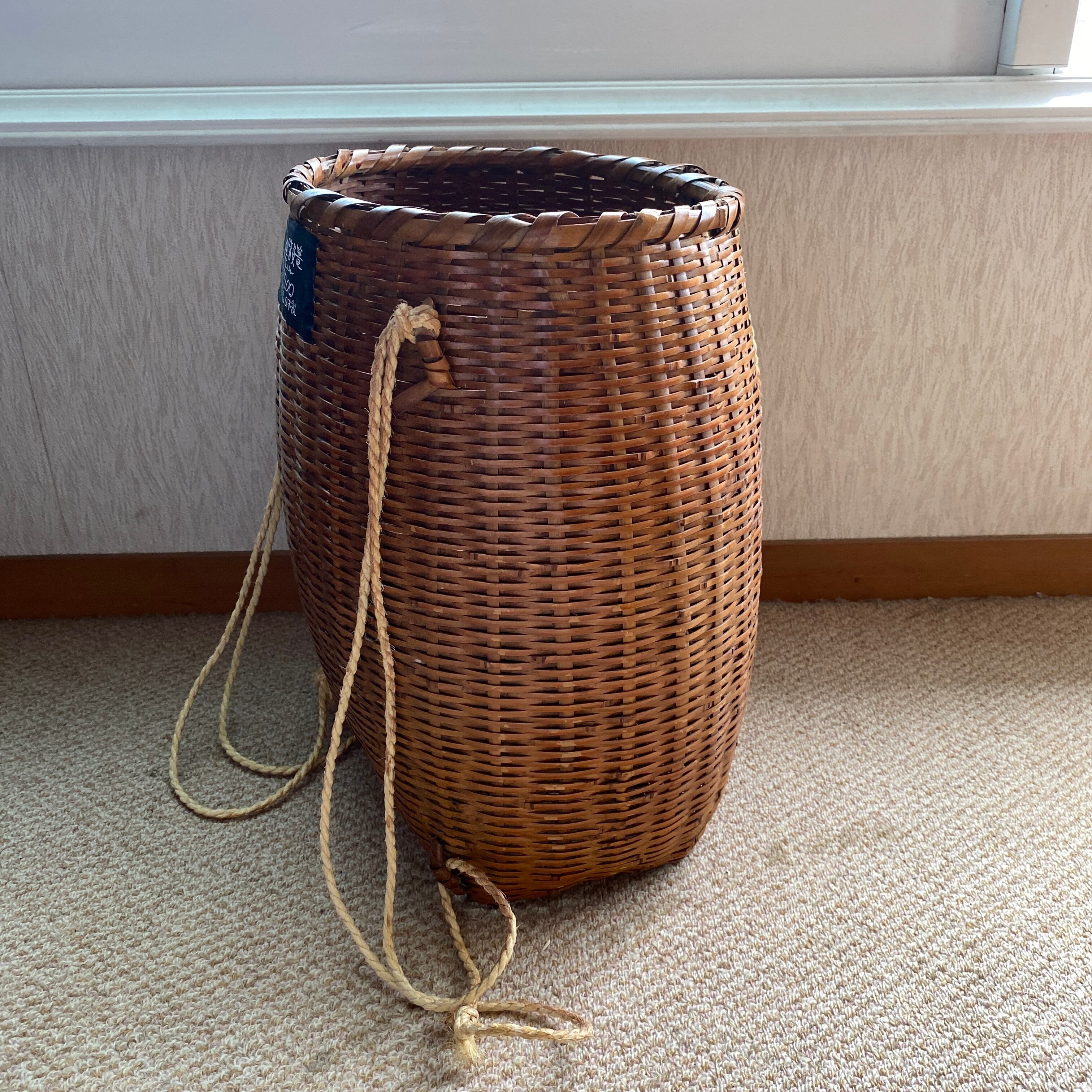 アンティーク びく型背負籠 花入れ | 滝本茣蓙店