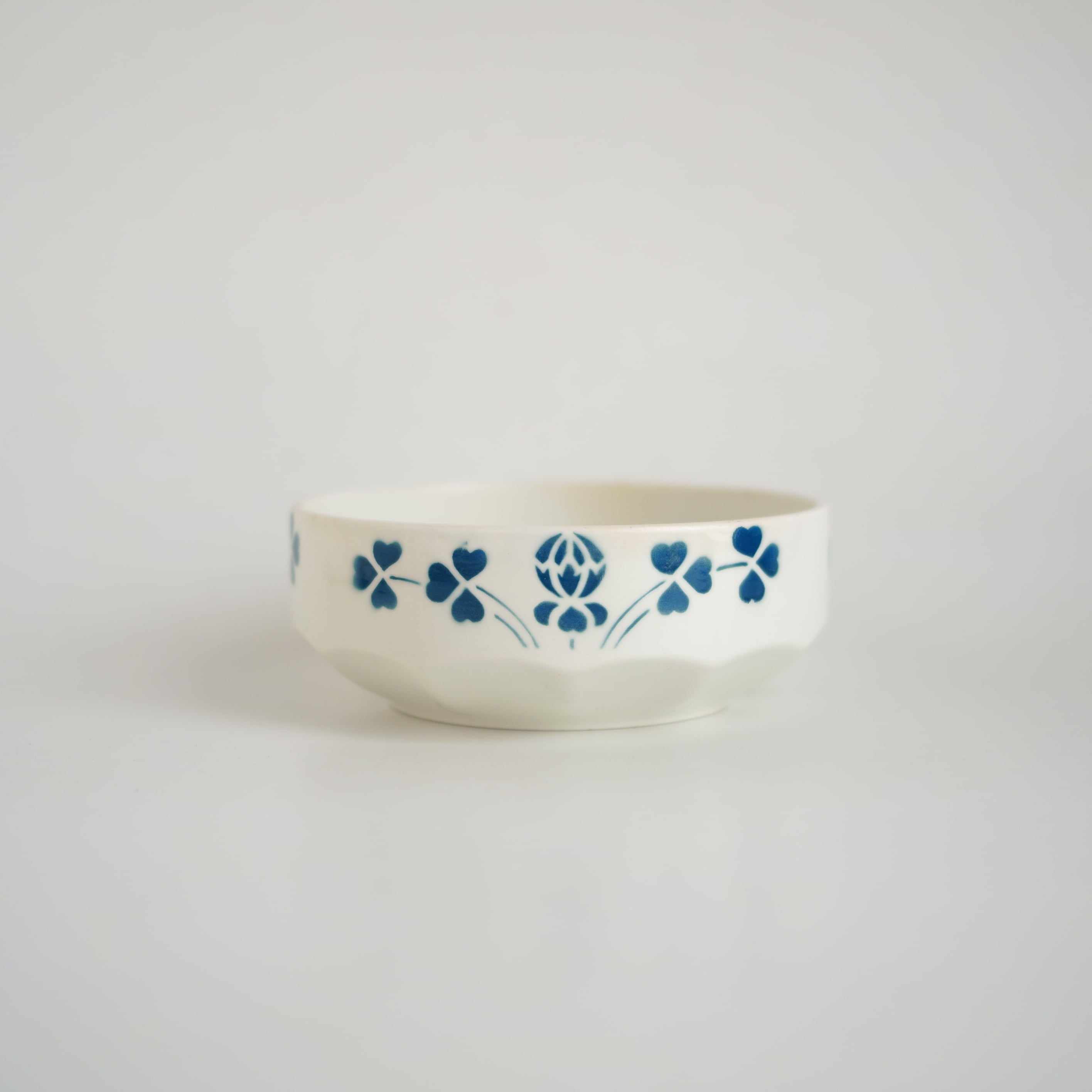 ARABIA / APILA Bowl / 1928-1932 | troldhaugen antiques ｜ 北欧