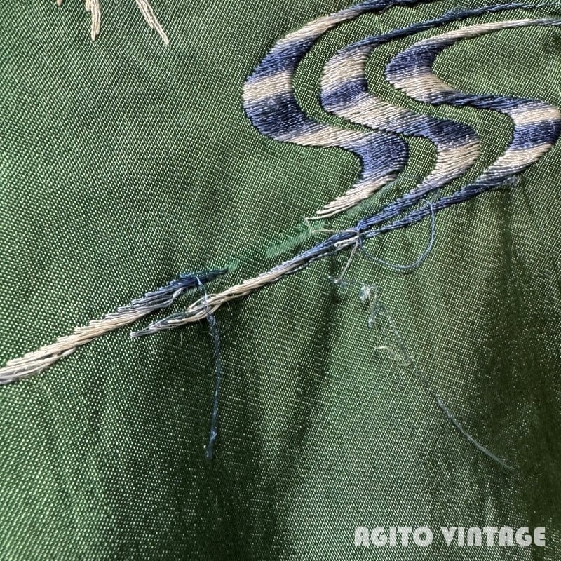 刺繍サテンジャケット 富士山と五重塔　東洋 刺繍サテンジャケット 富士山と五重塔 東洋