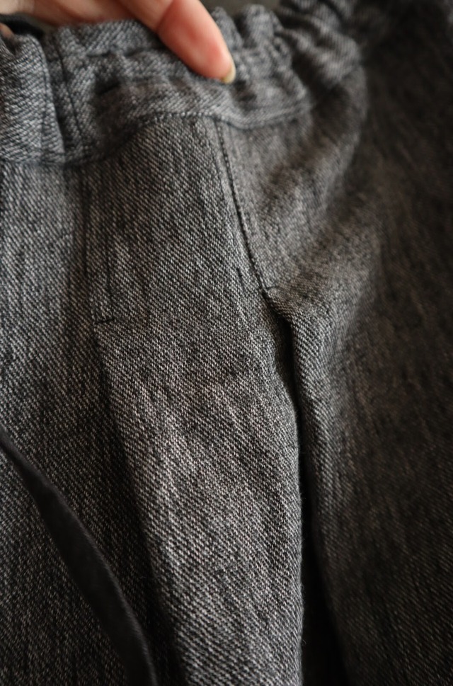 タックワイドパンツ（ツイル）ブラック