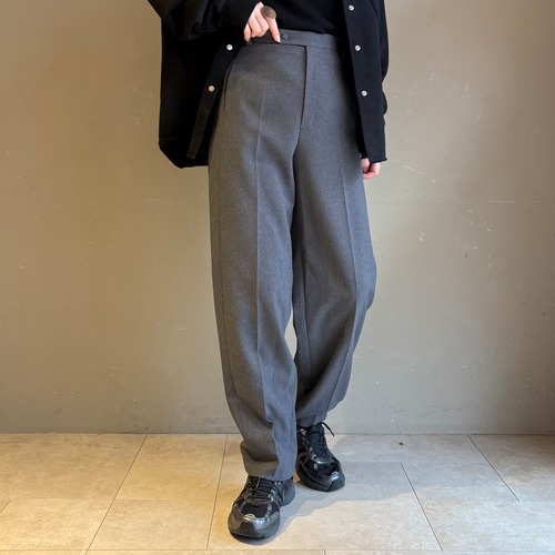 【 PASSIONE 】センタープレス美脚パンツ