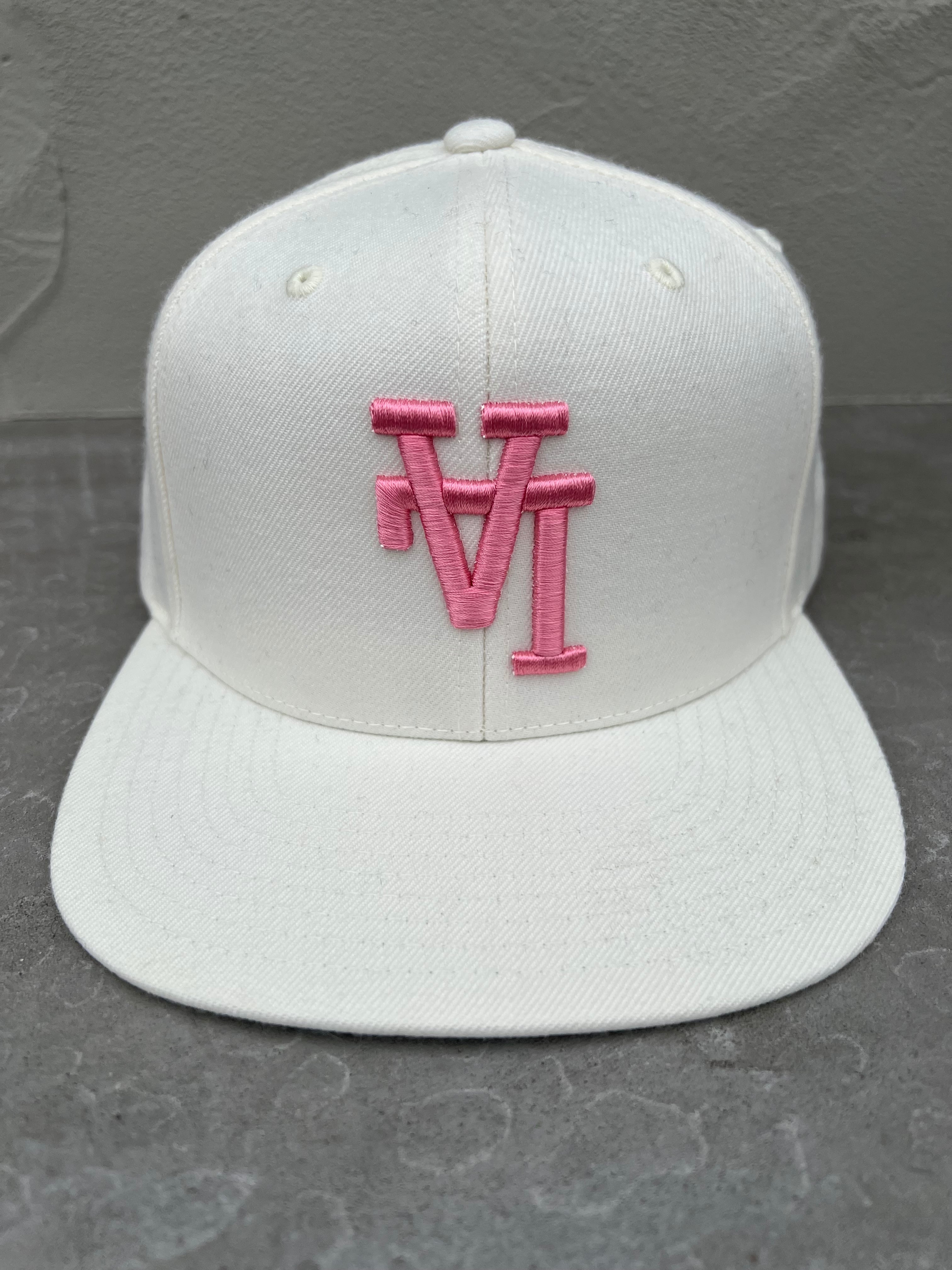 ROZWILL 逆ロゴキャップ LA ホワイト/ピンク