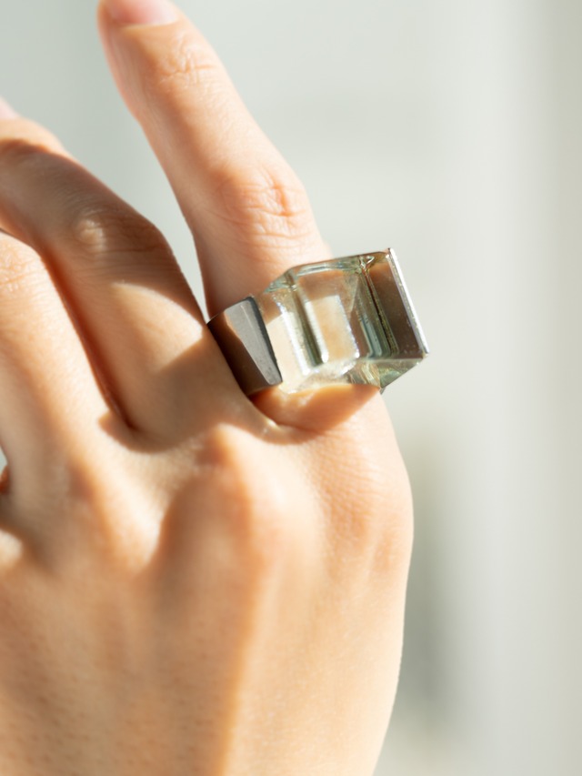 Clear Cube Ring　クリアーキューブ・リング