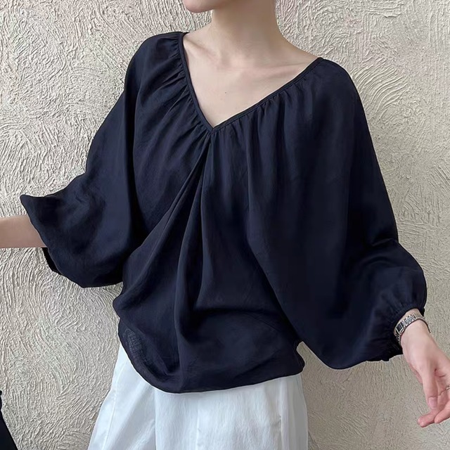 エアリーボリュームVネックブラウス　0139