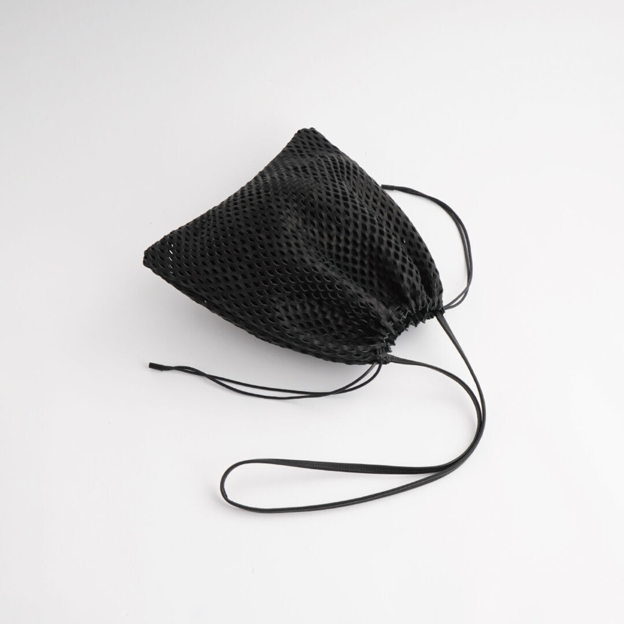 i ro se  "NET" SHOULDER BAG  L