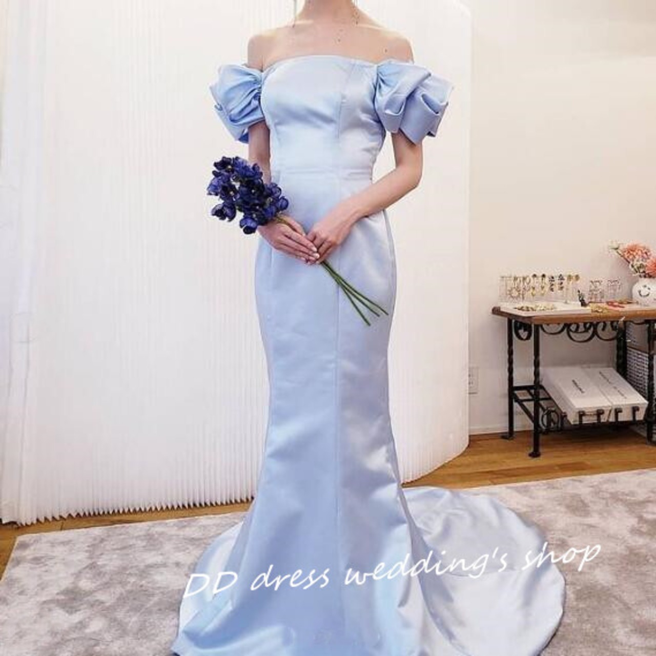 高品質！パーティードレス ジュエルブルー ベアトップ ラッフルフリル  