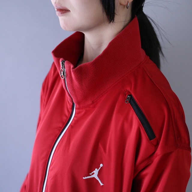 ”jordan" embroidery and switching and zip design over silhouette track jacket