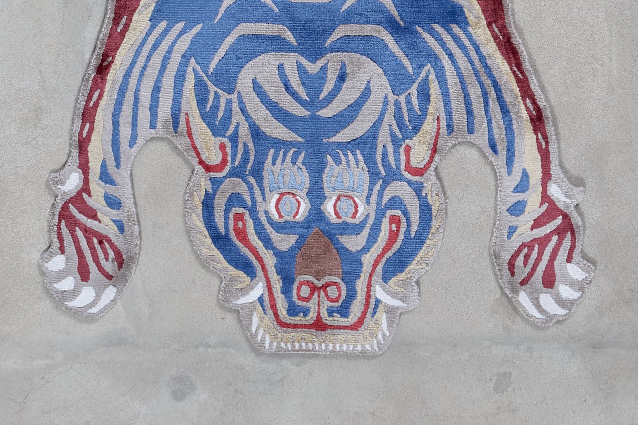 【最終値下げ】チベタンタイガーラグ　Mサイズ　シルク Tibetan Tiger Rug 《Mサイズ•シルク196》チベタンタイガーラグ