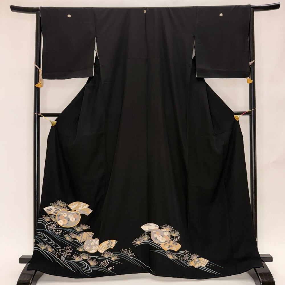 黒留袖 結婚式 紋付 リサイクル着物 正絹 裄65cm M size リメイク 中古 礼装 リユース 6396