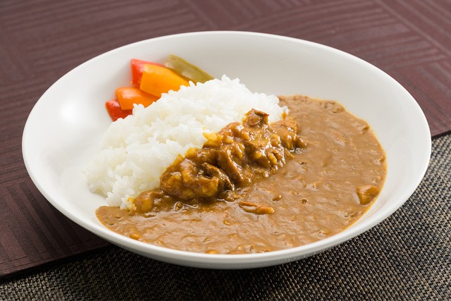 スイートカクテルペッパー　カレー（レトルト）