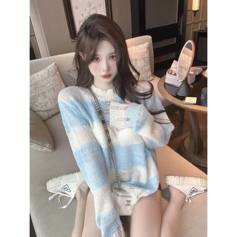 【新作】【送料無料】 2022 秋と冬の新しい女性のためのストライプのデザインのセーター、ルーズ、レイジー、フレンチ スタイル、ソフト ガール アウターウェア、ミディアムとロング スタイル 0328691556104