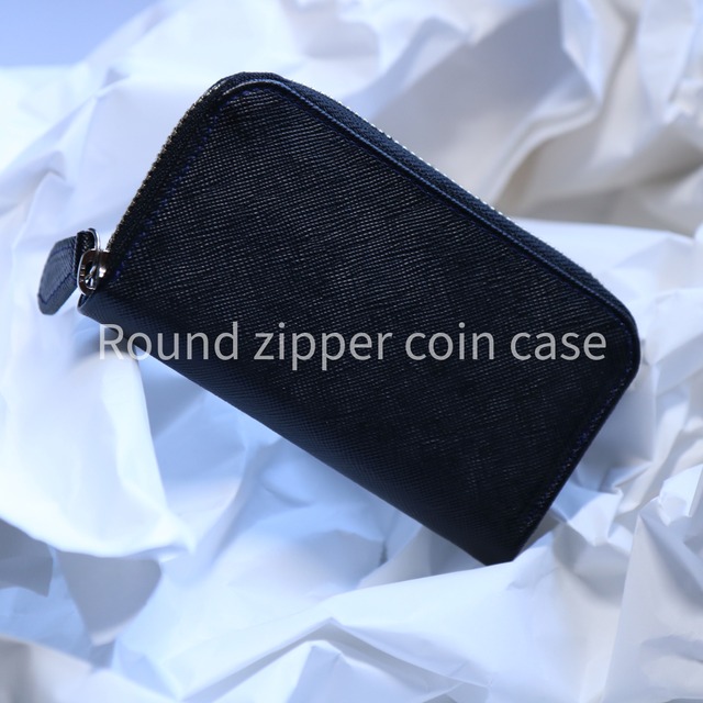 Round zipper coin case