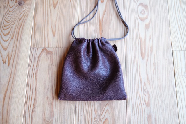 《即納》drawstring pouch（M）【burgundy】