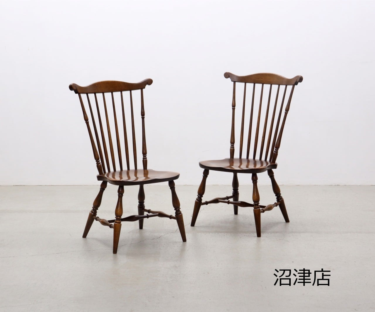 【沼津店】在庫2脚 KASHIWA 柏木工 スピンドル ウィンザーチェア ダイニング 椅子 アーム ビーチ材 レトロ ヴィンテージ RIT29233