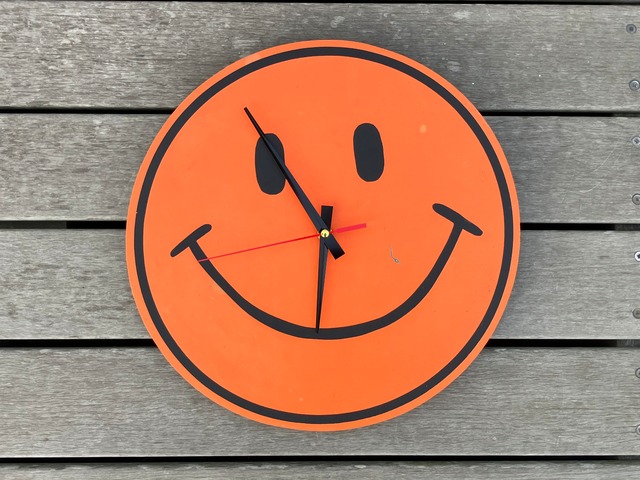 70s HAPPY FACE LEATHER MAT WALL CLOCK シリアル魔改造　