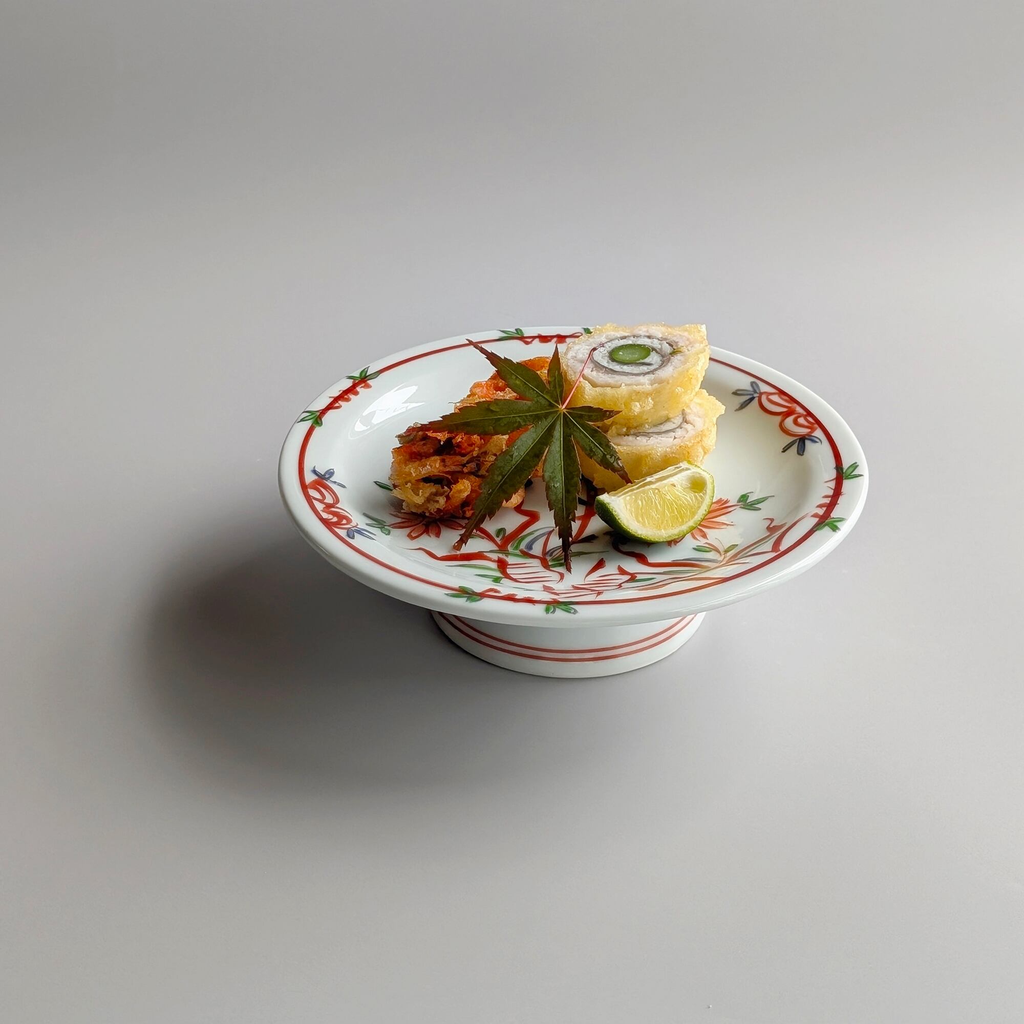 有田焼】錦春万歴 五・五寸高台皿 | 和食器のすべて