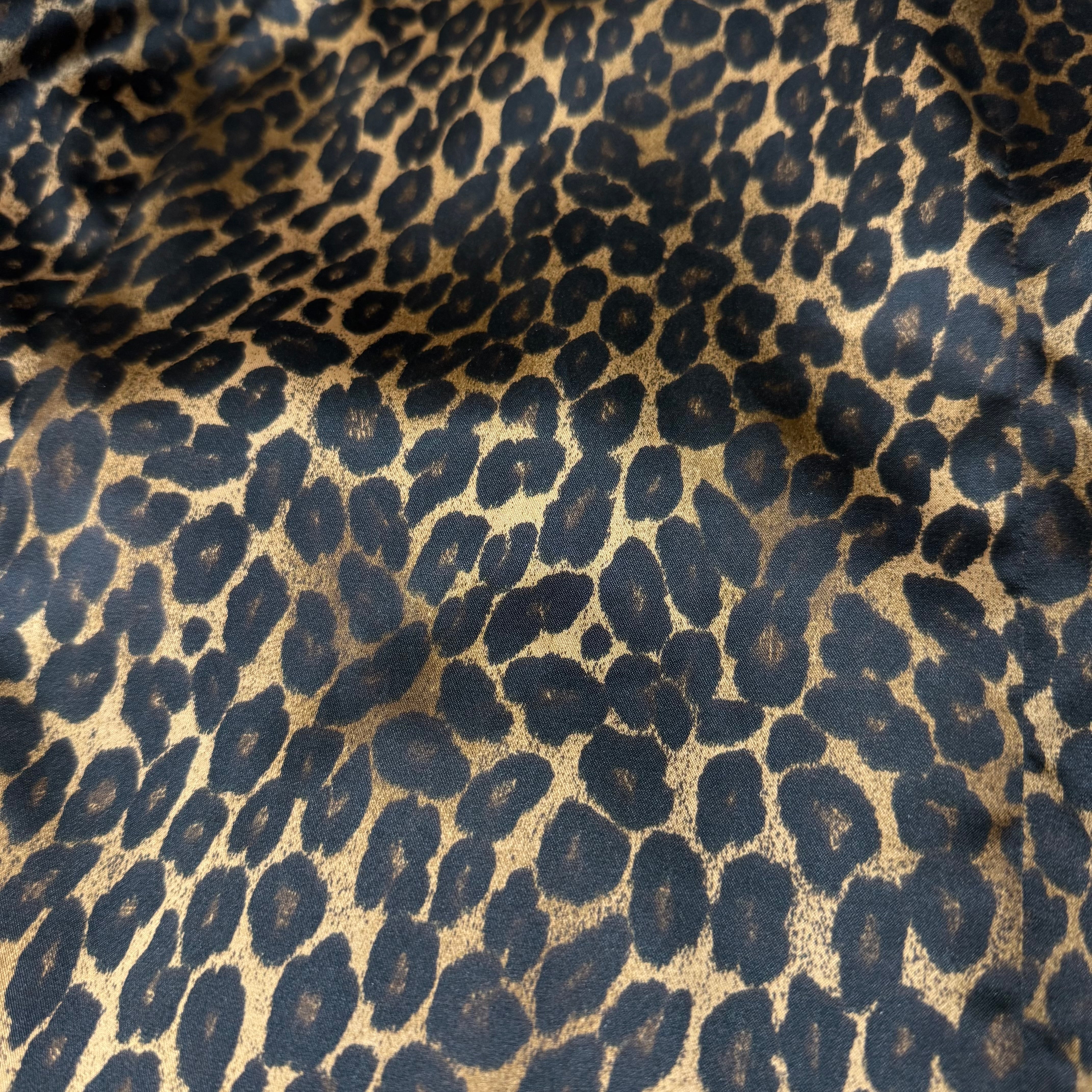 アニマル柄 長袖シャツ 総柄シャツ ヒョウ柄 豹 レオパード | new.v