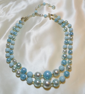 VINTAGE 50−60’s beads necklace